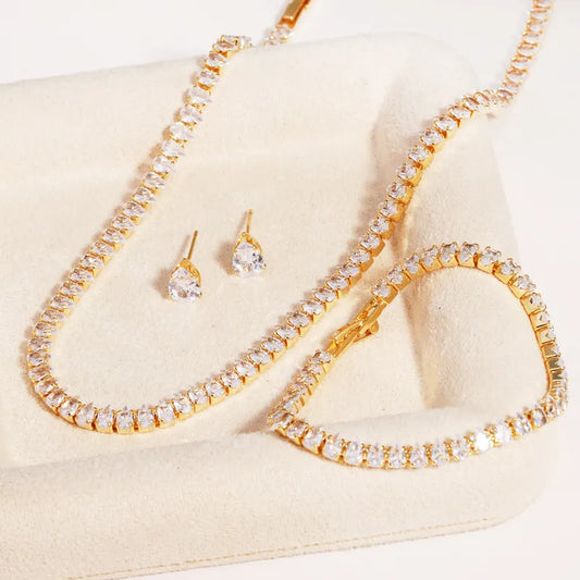 Set Bijuterii Auriu Luxury Crystal – Colier, Brățară și Cercei Eleganți